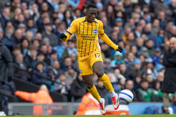 的心贴得更 的心贴得更